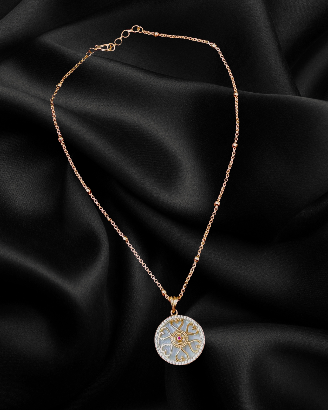 Tyaani Kundan Lucky Charm Pendant
