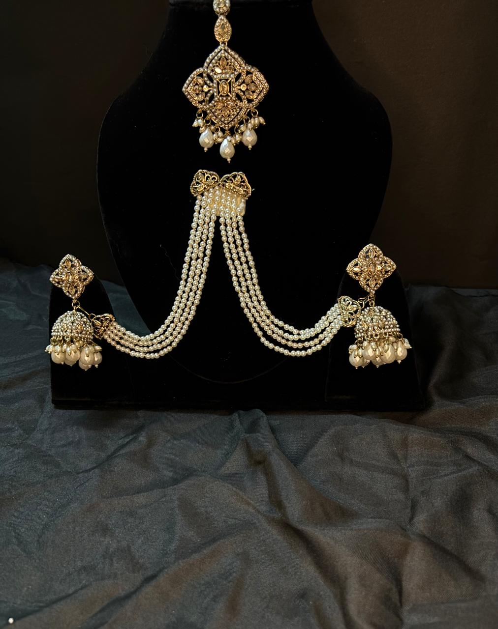 Kiara Kundan Ear Chains – Celebrity-Inspired Elegance