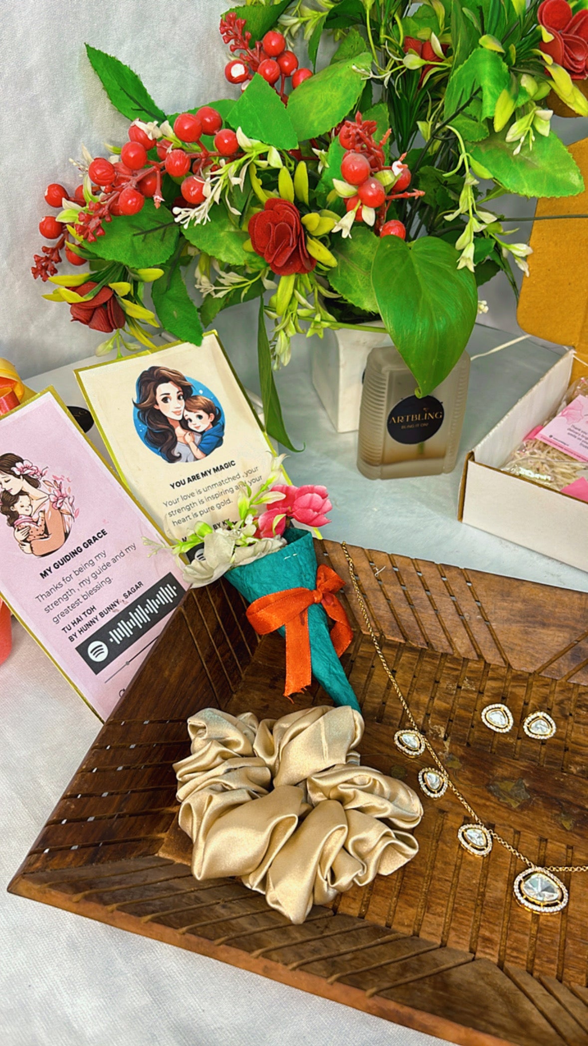 The Royal Bling Hamper
