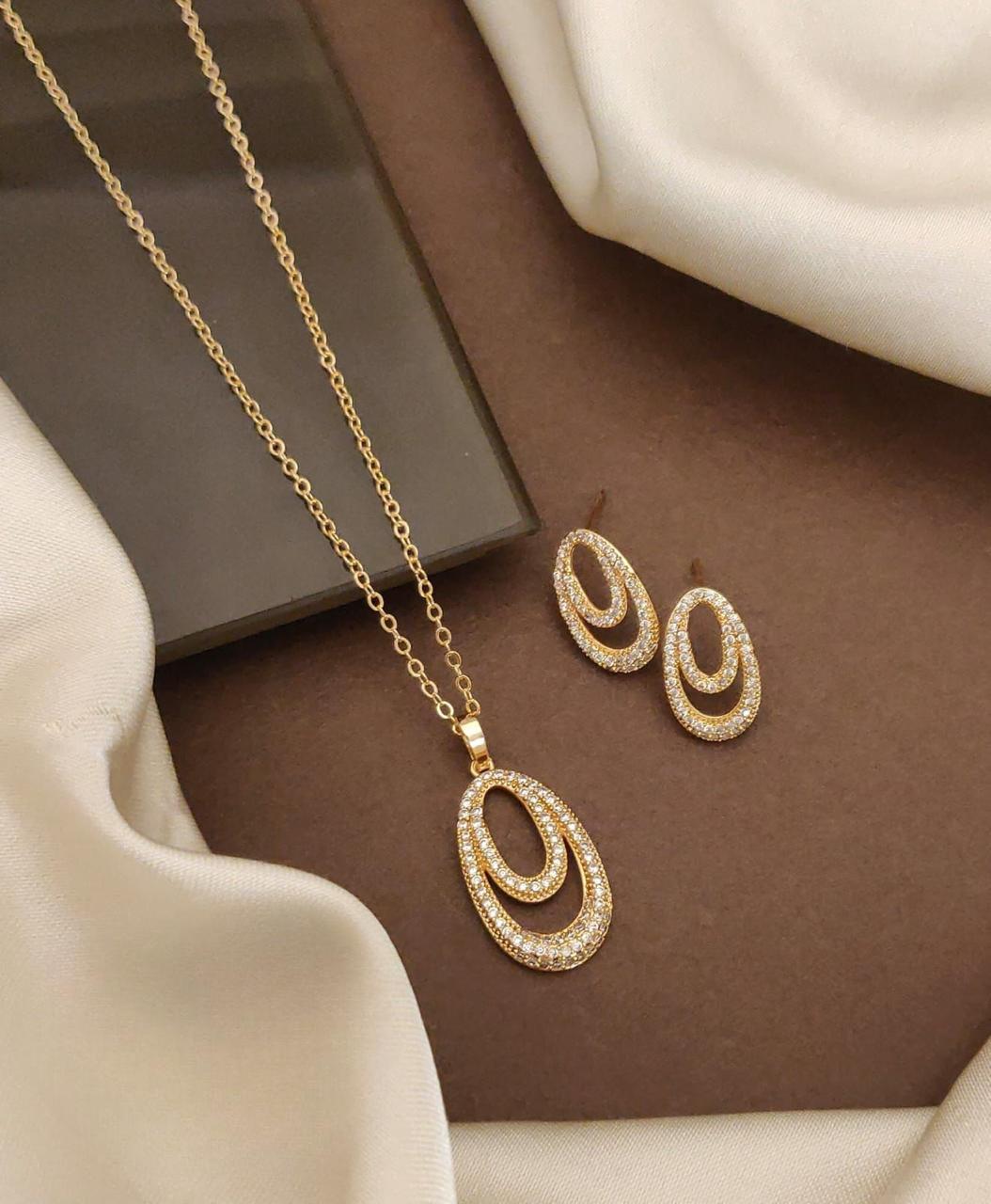 Timeless Grace Pendant Set