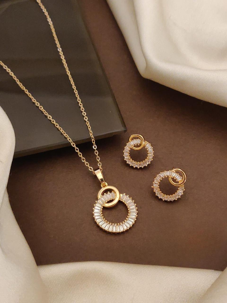 Timeless Grace Pendant Set