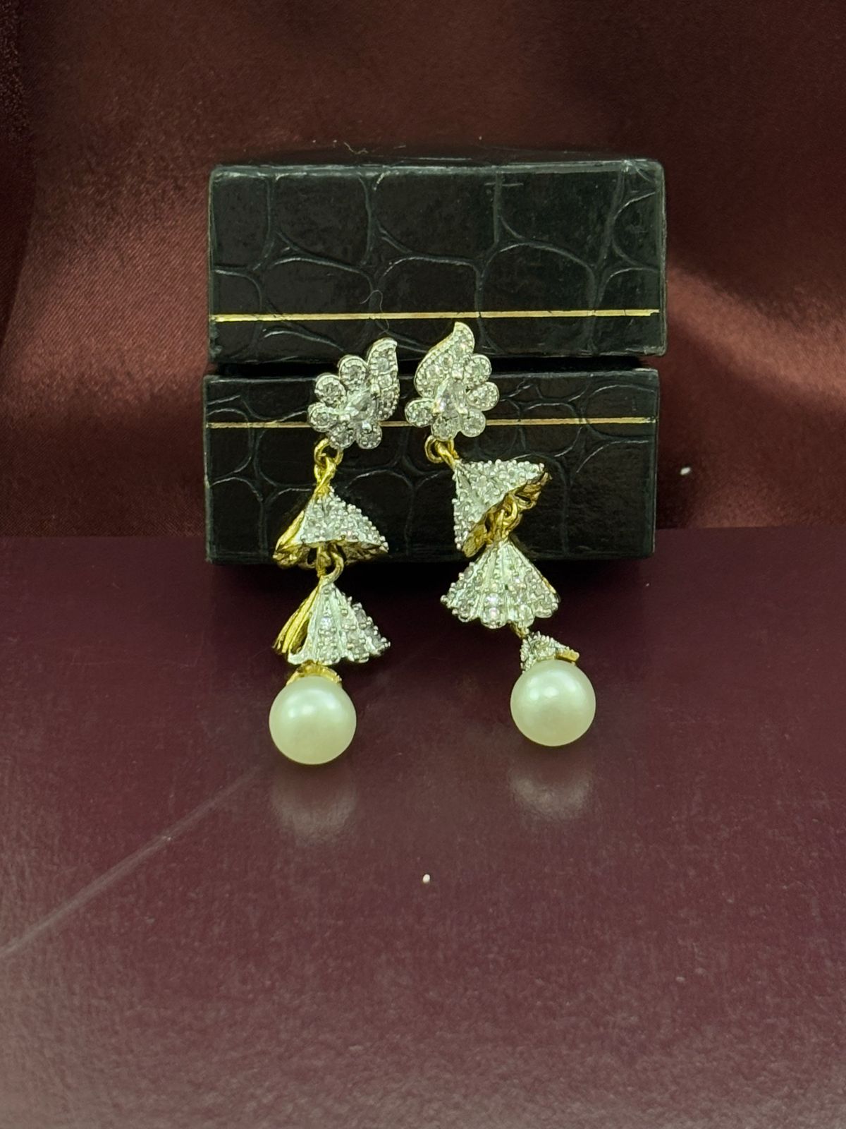 Roohani AD Jhumkas