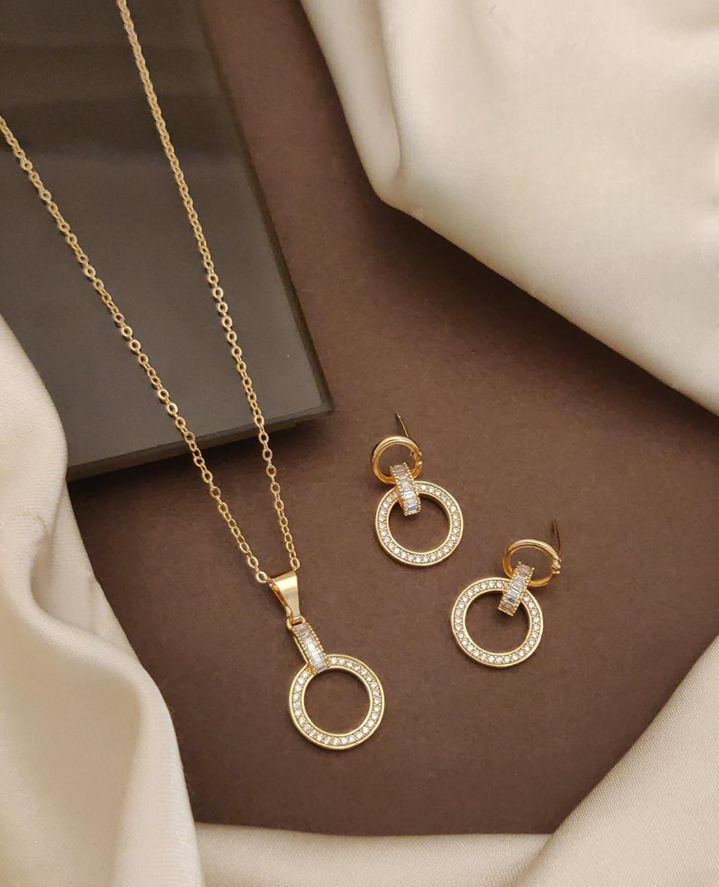 Timeless Grace Pendant Set