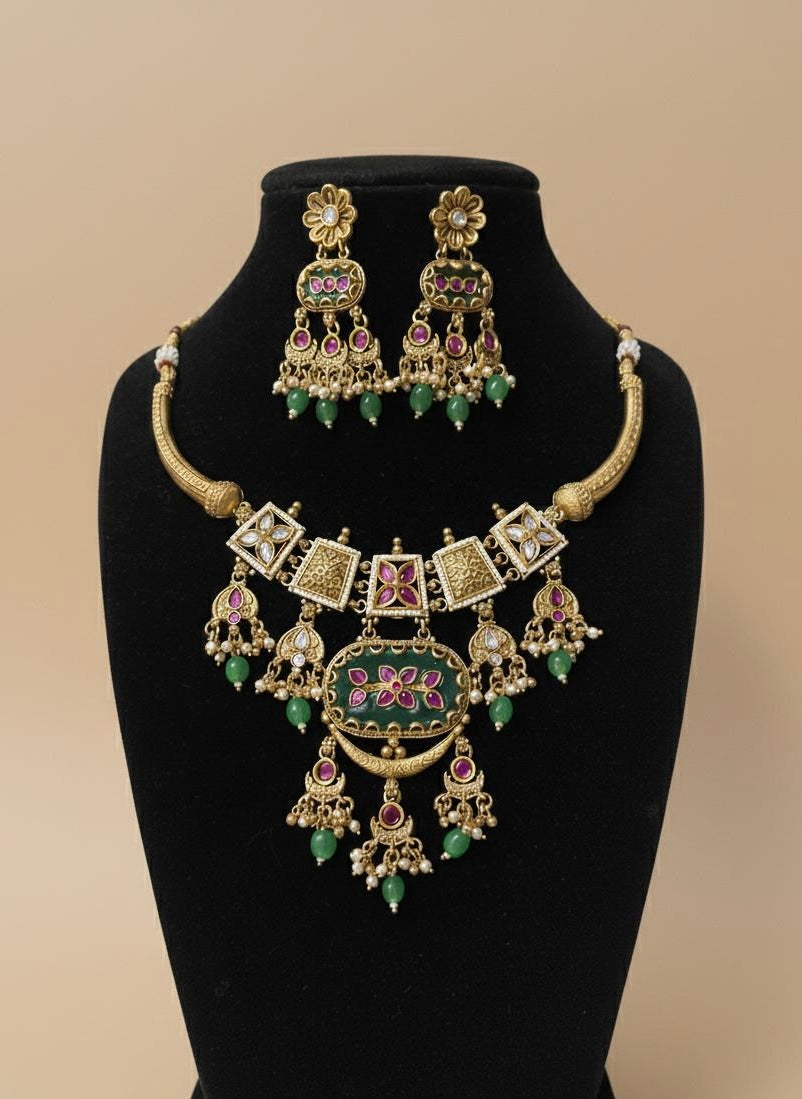 Meera Heritage Temple Hasli Set