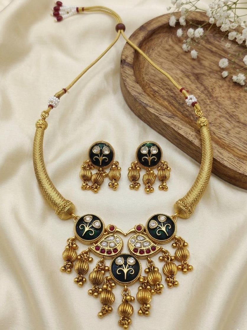 Meher Heritage Hasli Necklace Set