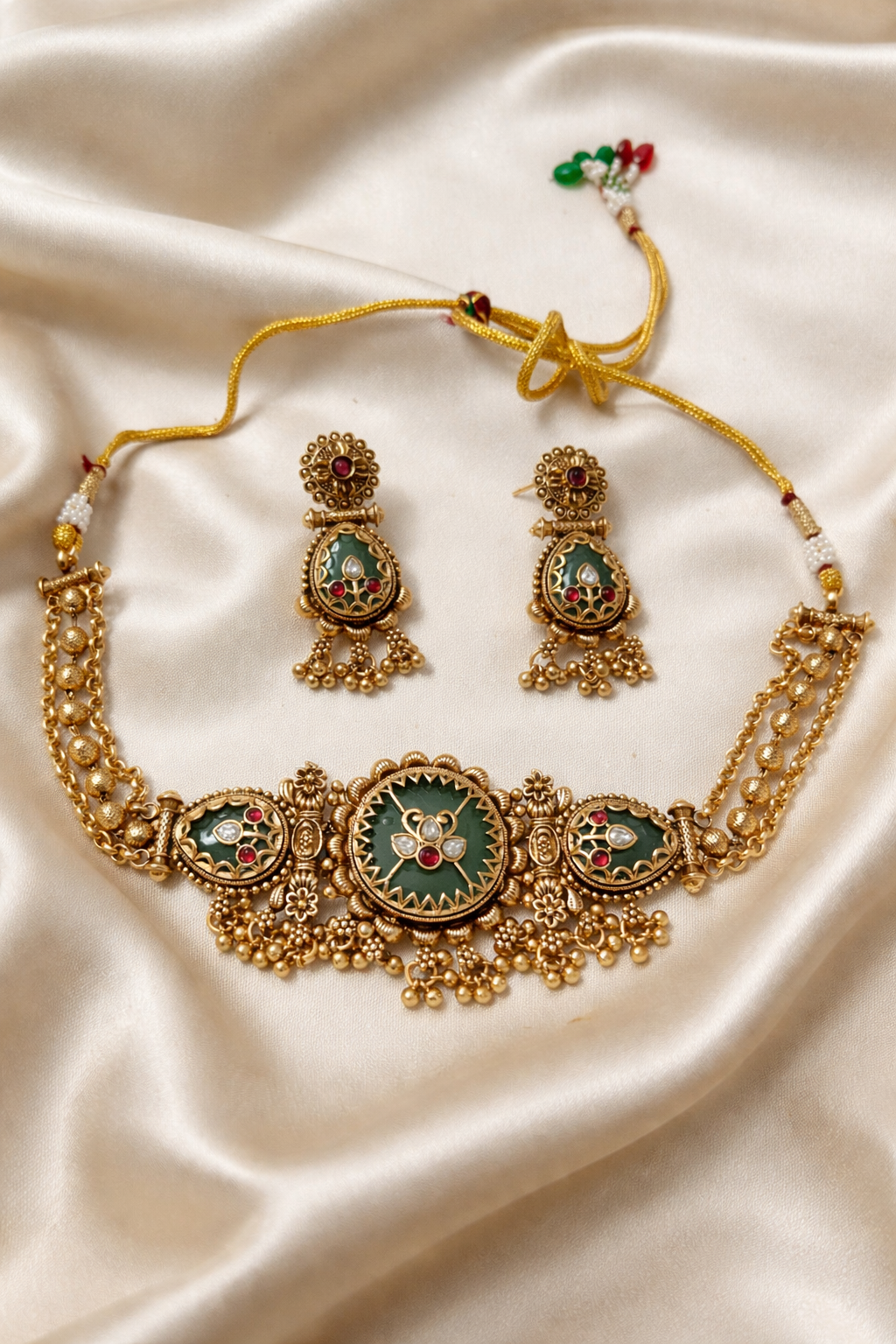 Raajsi Panna Choker set