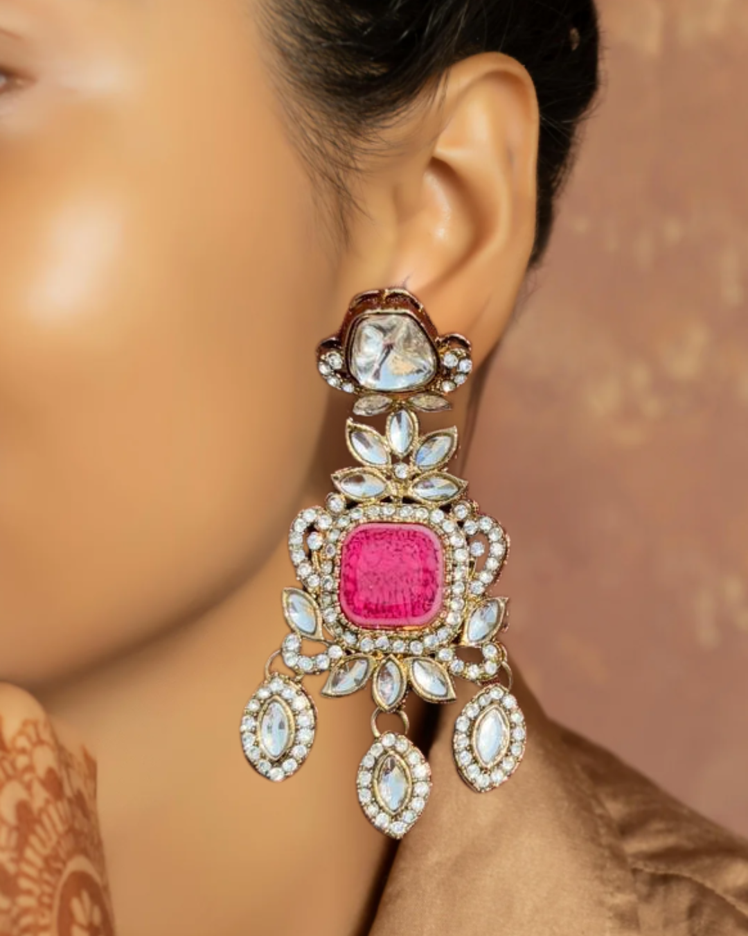 Gulabi Noor Kundan Earrings