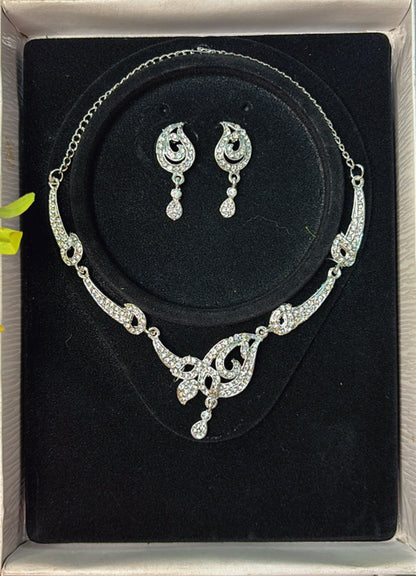 Bandhan-e-Khaas Hamper