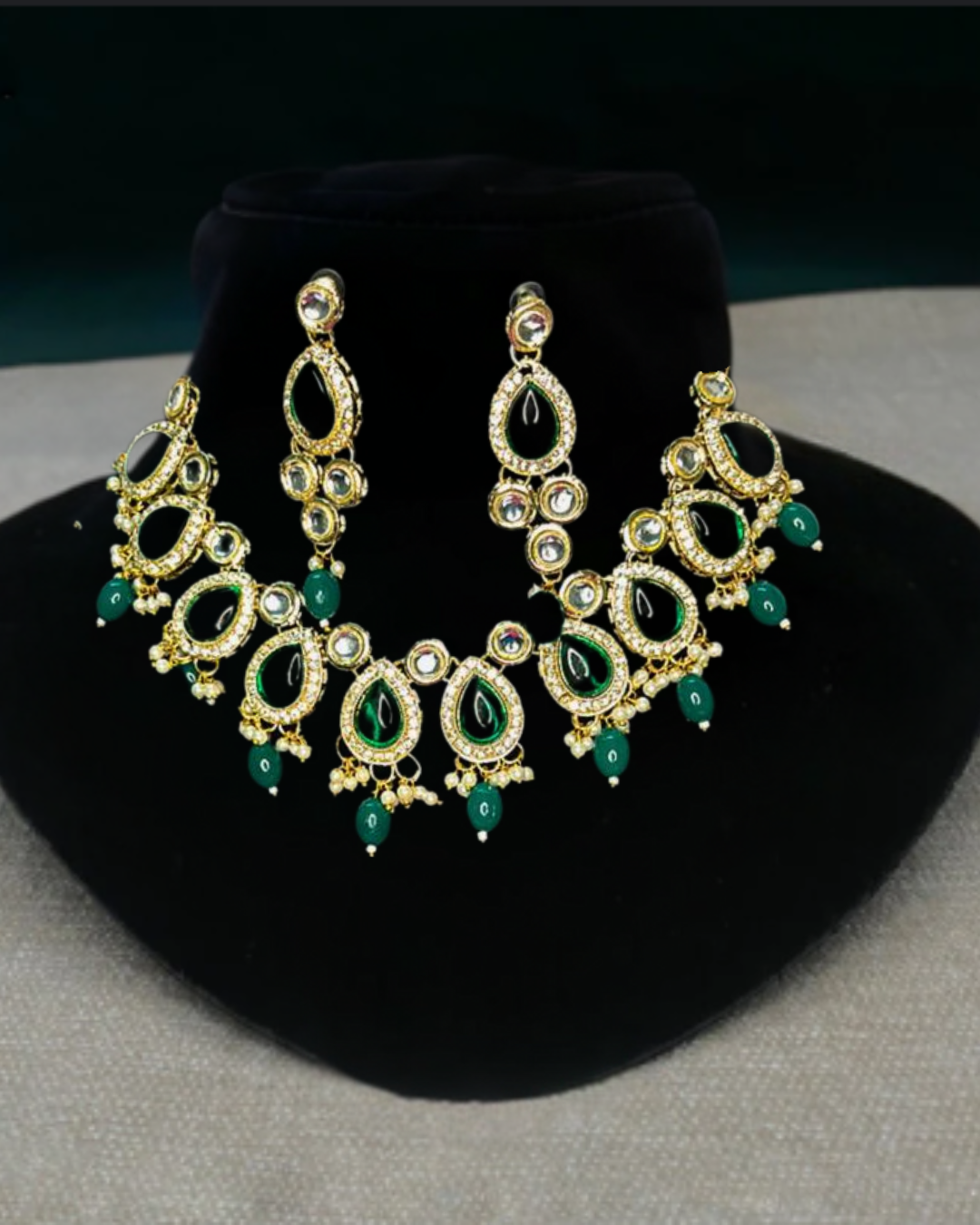 Naazira Emerald Kundan  Set