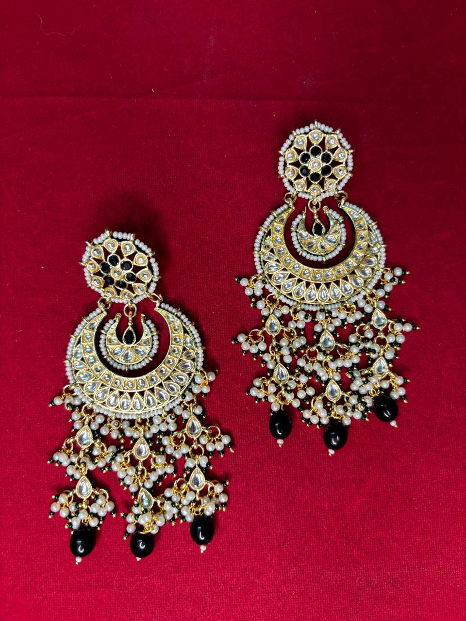 Aafreen Midnight Elegance Chandbalis